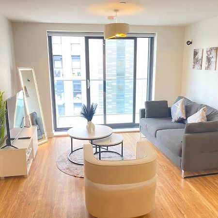 Luxury 2-Bed High-Rise In Manchester With Parking Exterior photo