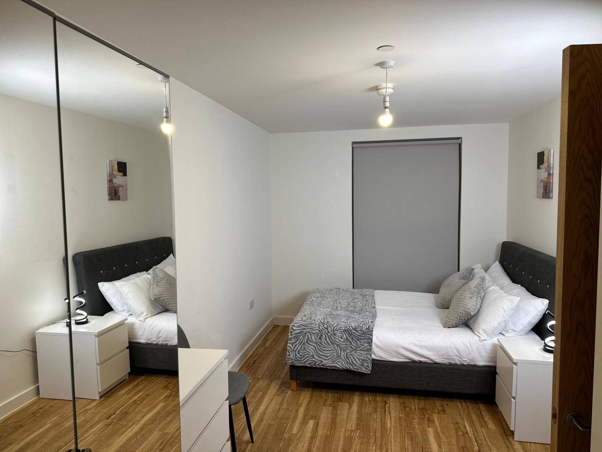 Luxury 2-Bed High-Rise In Manchester With Parking Exterior photo